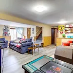 Pet-Friendly Gouldsboro Home At Big Bass Lake