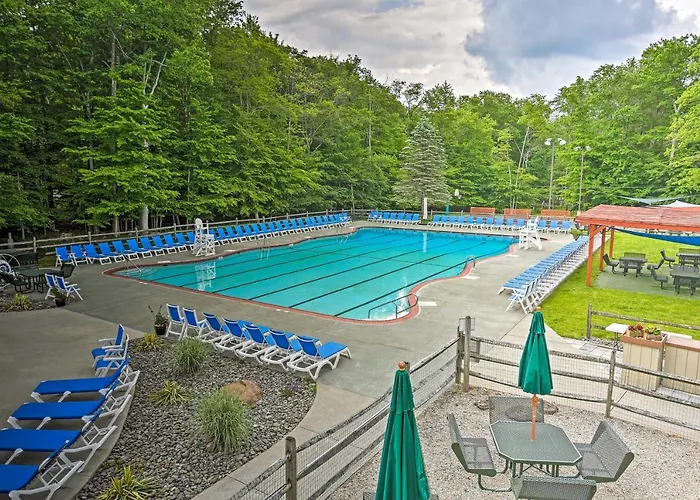 Pet-Friendly Gouldsboro Home At Big Bass Lake